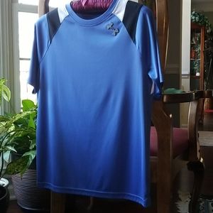 Boy's Under Armour HeatGear shirt (YLG)
